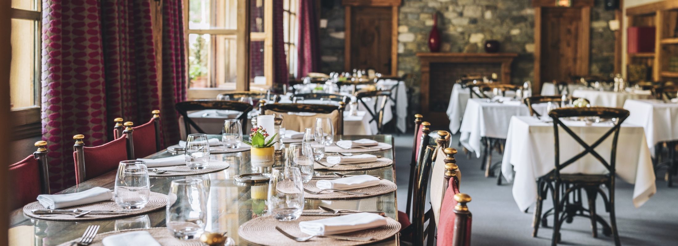Restaurant table de mon grand pere - hotel les peupliers