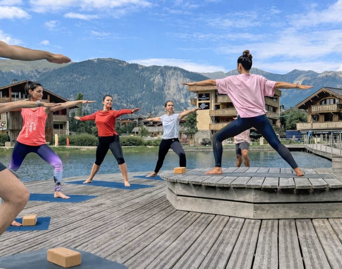 Ateliers de yoga &agrave; Courchevel Le Praz &ndash; bien-&ecirc;tre en montagne
