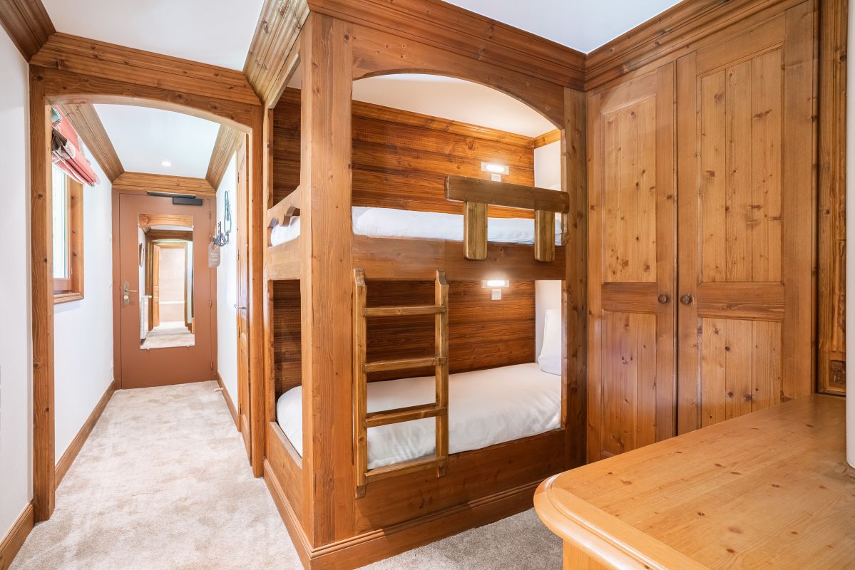Chambre Familiale Village - Hôtel Les Peupliers à Courchevel